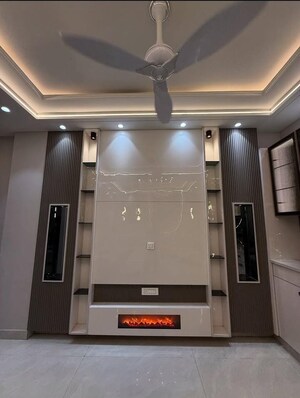 Building Lobby in 3.5 BHK Builder Floor at Sector 30 – for Sale