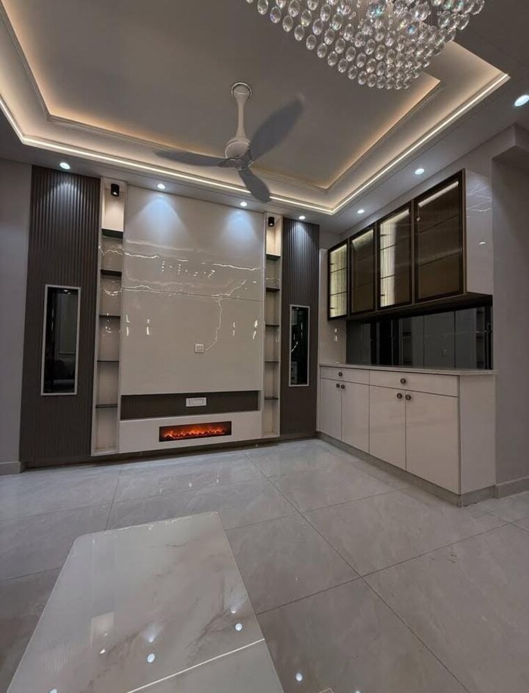 Room, sector 30 3.5 Bedroom 3240 Sq.Ft. Builder Floor In Sector 30 Faridabad 8971337