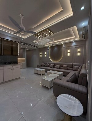 Team Area in 3.5 BHK Builder Floor at Sector 30 – for Sale