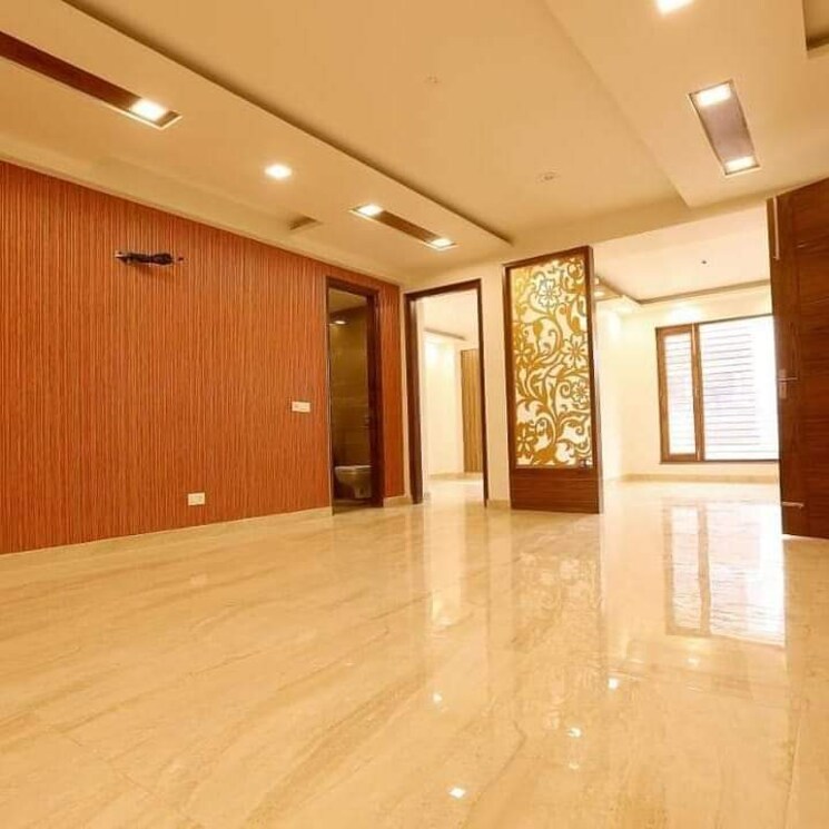 Room, sector 14 4 Bedroom 3150 Sq.Ft. Builder Floor In Sector 14 Faridabad 8971333