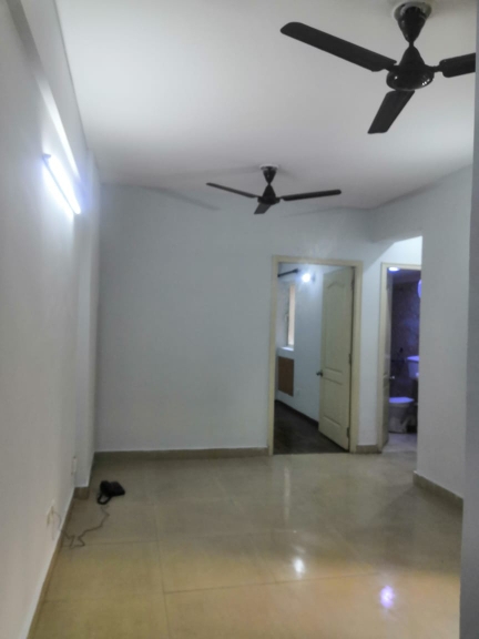 2 BHK 830 Sq.Ft. Apartment in Paras Seasons