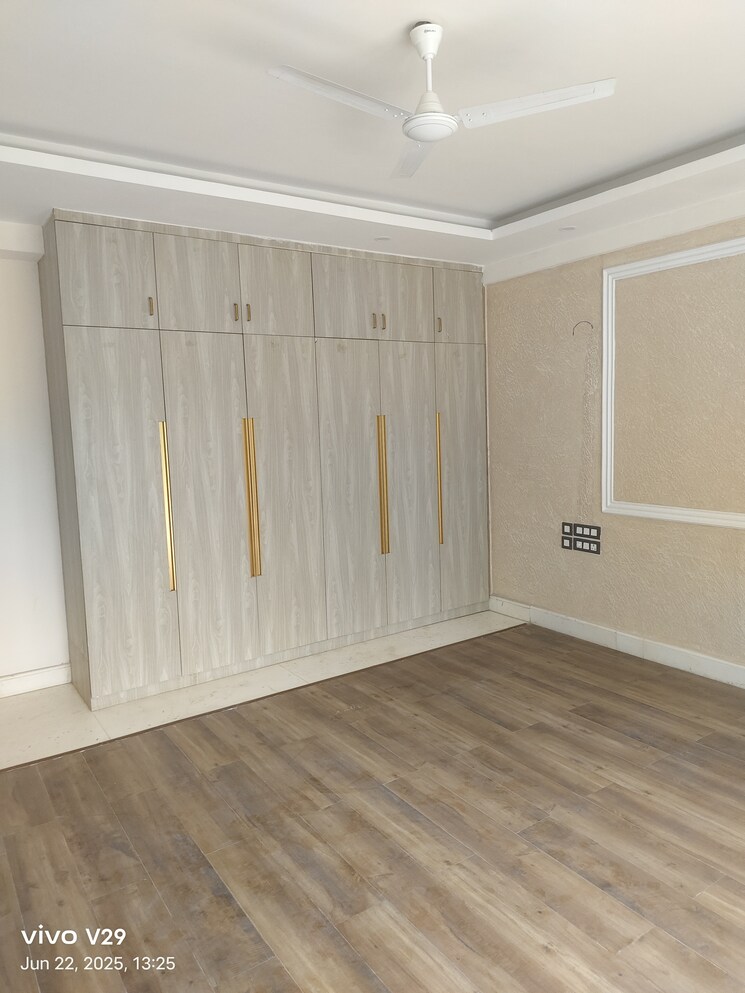 Room, suncity-heights 4 Bedroom 2868 Sq.Ft. Apartment In Sector 54 Gurgaon 8971359