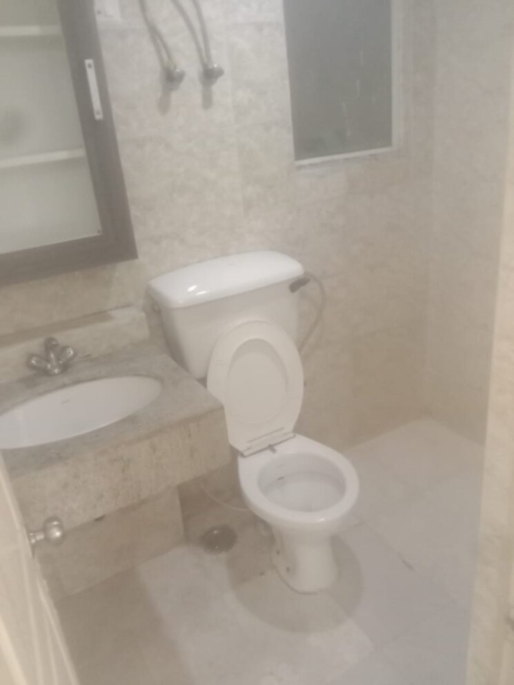 Bathroom, paras-seasons 2 Bedroom 830 Sq.Ft. Apartment In Sector 168 Noida 8971367