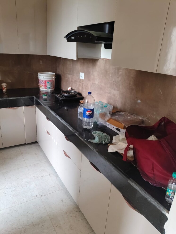 Kitchen/pantry, bptp-discovery-park 2 Bedroom 731 Sq.Ft. Apartment In Sector 80 Faridabad 8971382
