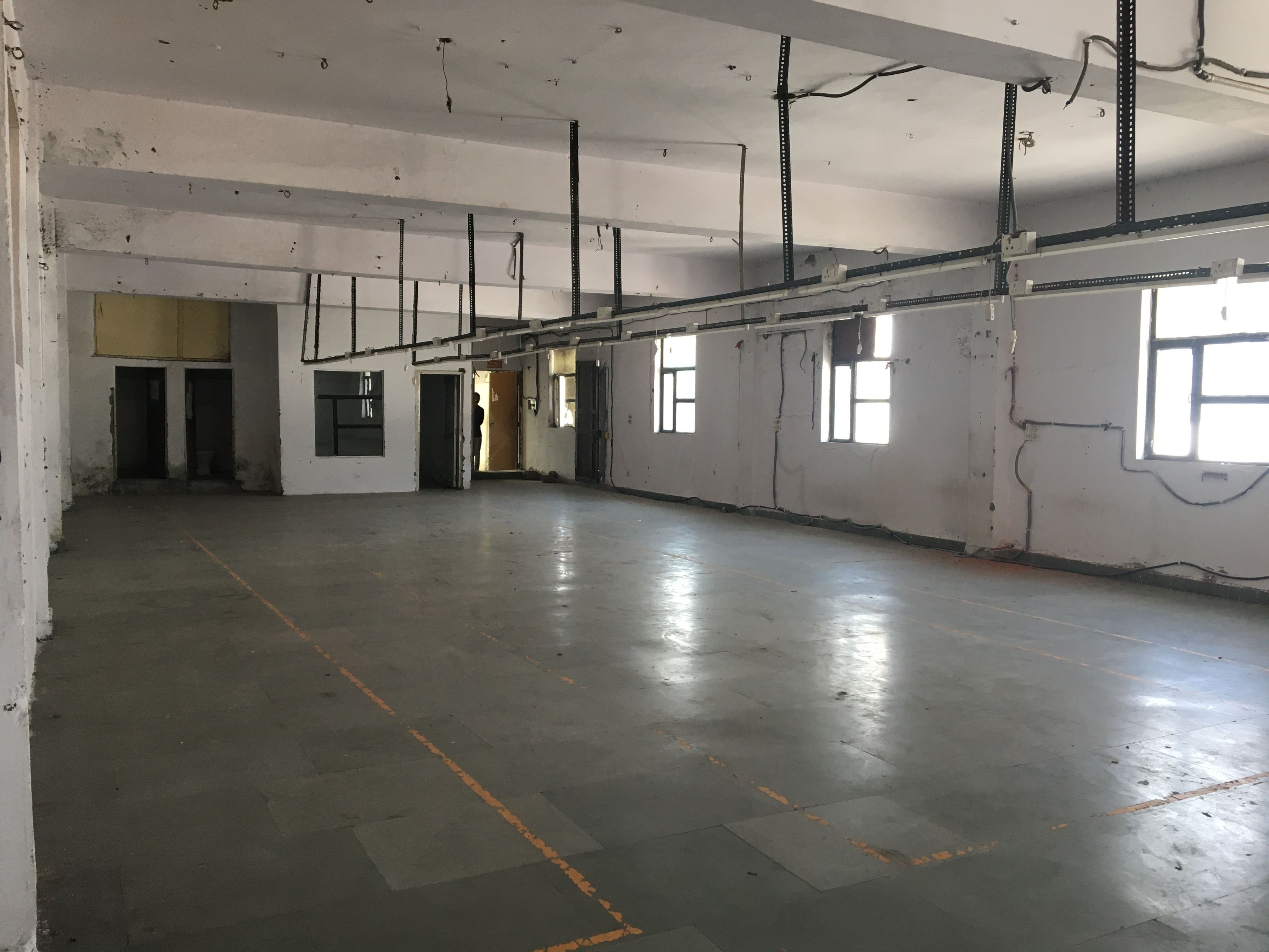 Office Space For Rent in Sector 63