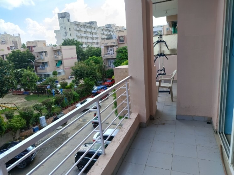 Balcony, ss-the-lilac 2.5 Bedroom 1800 Sq.Ft. Builder Floor In Sector 49 Gurgaon 8971458