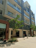 2.5 BHK + Study Room 1250 Sq.Ft. Builder Floor in Smart World Gems