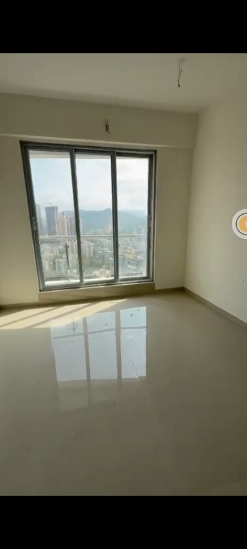 Room in 3 BHK Apartment at Rosa Manhattan, Ghodbunder Road – for Rent