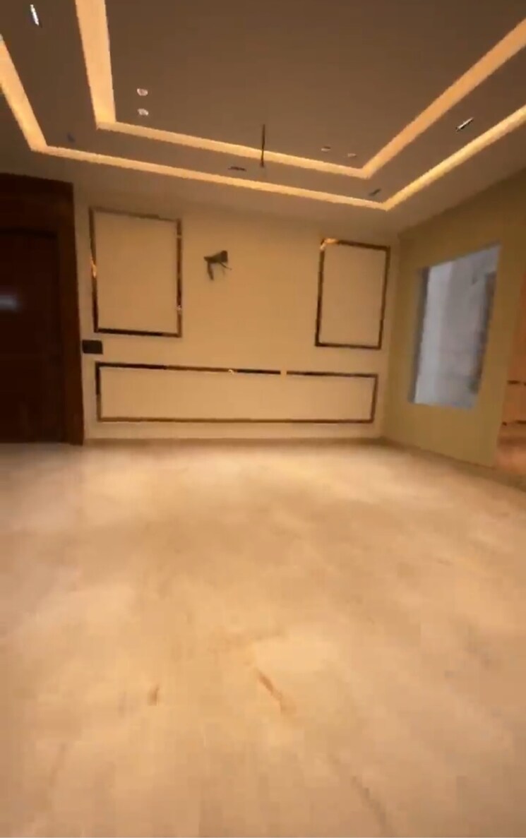 Bedroom, indrapuram 4 Bedroom 220 Sq.Yd. Builder Floor In Indrapuram Ghaziabad 8971419