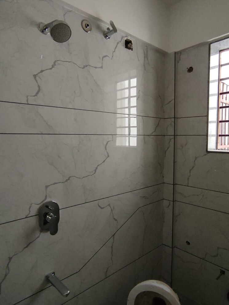 Bathroom, camelot-society 2 Bedroom 890 Sq.Ft. Apartment In Viman Nagar Pune 8971464