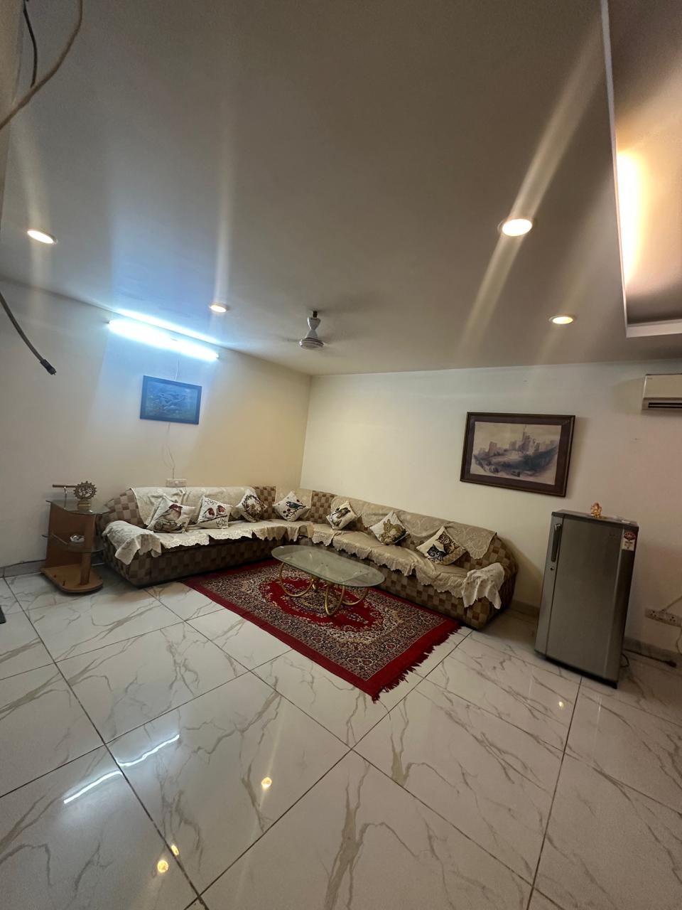1 BHK Builder Floor For Rent in Saket