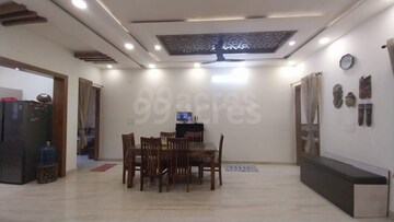 Living Room in 4 BHK Builder Floor at Sector 14 – for Rent