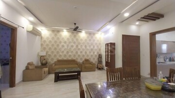 Bathroom in 4 BHK Builder Floor at Sector 14 – for Rent