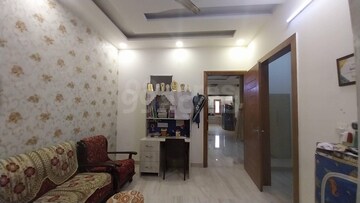 Living Room in 4 BHK Builder Floor at Sector 14 – for Rent