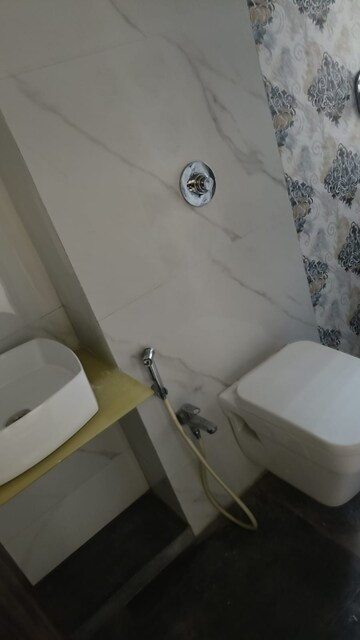 Bathroom in 2 BHK Apartment at Vakola – for Rent