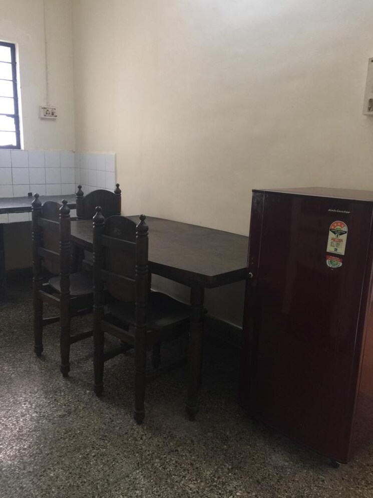 Living Room, vandana-apartment 1 Bedroom 600 Sq.Ft. Apartment In Senapati Bapat Road Pune 8971466