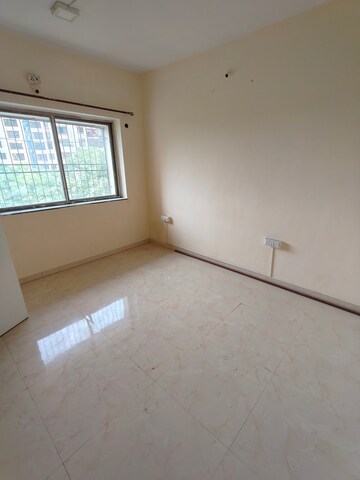 Room in 1 BHK Apartment at Green Hills CHS, Kalyan West – for Rent