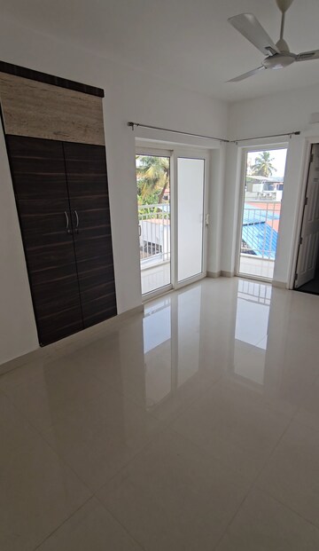 Room in 3 BHK Apartment at Vazhuthacaud – for Sale