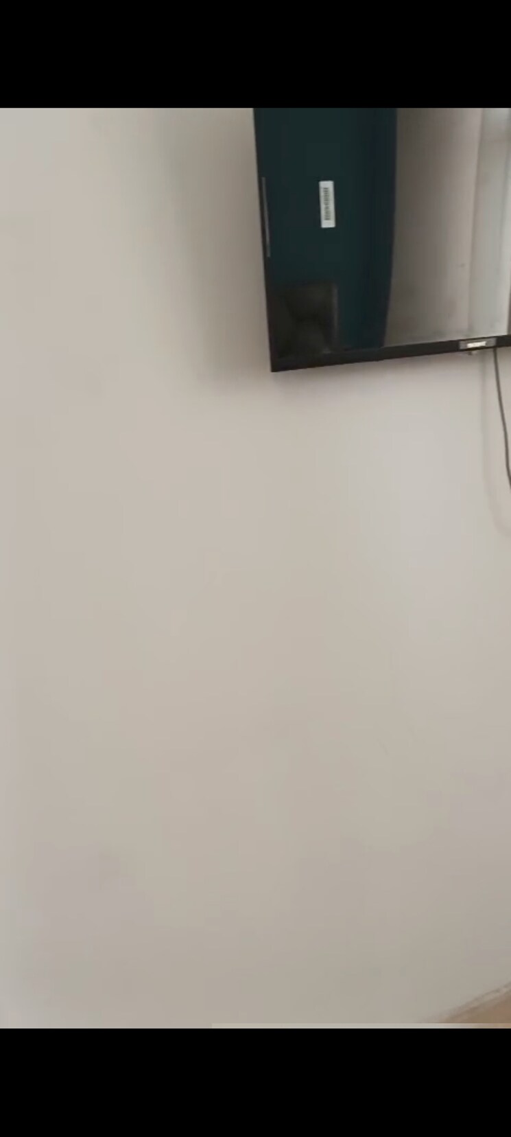 Room, auric-city-homes 1 Bedroom 322 Sq.Ft. Apartment In Sector 82 Faridabad 8971490