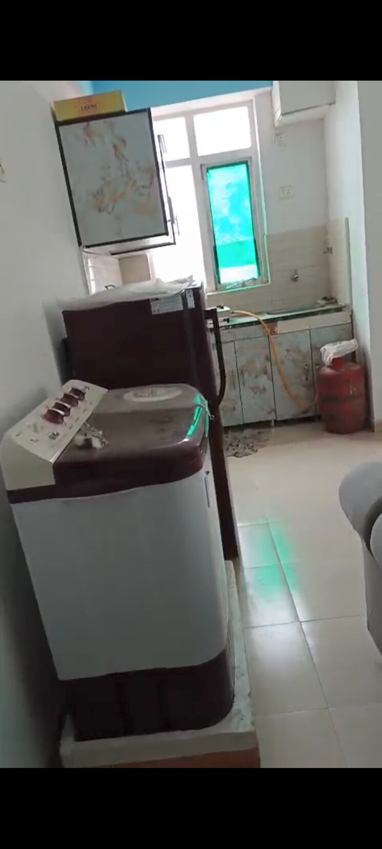 Team Area, auric-city-homes 1 Bedroom 322 Sq.Ft. Apartment In Sector 82 Faridabad 8971490