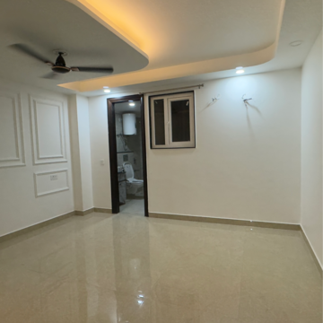 Room in 3 BHK Builder Floor at Chattarpur – for Rent