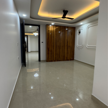 Building Lobby in 3 BHK Builder Floor at Chattarpur – for Rent