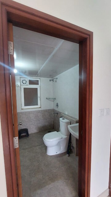 Bathroom in 2 BHK Apartment at Jalahalli – for Rent