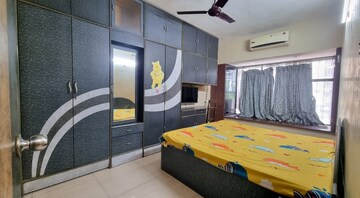 Master Bedroom in 2 BHK Apartment at Shree Vallabh Tower, Malad West – for Rent
