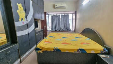 Bedroom in 2 BHK Apartment at Shree Vallabh Tower, Malad West – for Rent