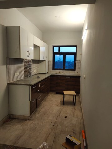 Kitchen in 1 BHK Builder Floor at Sector 14 – for Rent