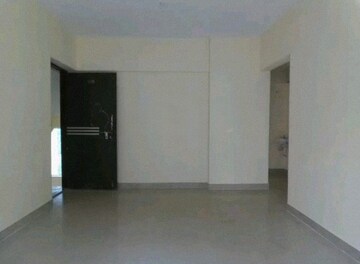Room in 2 BHK Apartment at Paradigm Zenith Pushpanjali Residency Phase III, Ghodbunder Road – for Rent