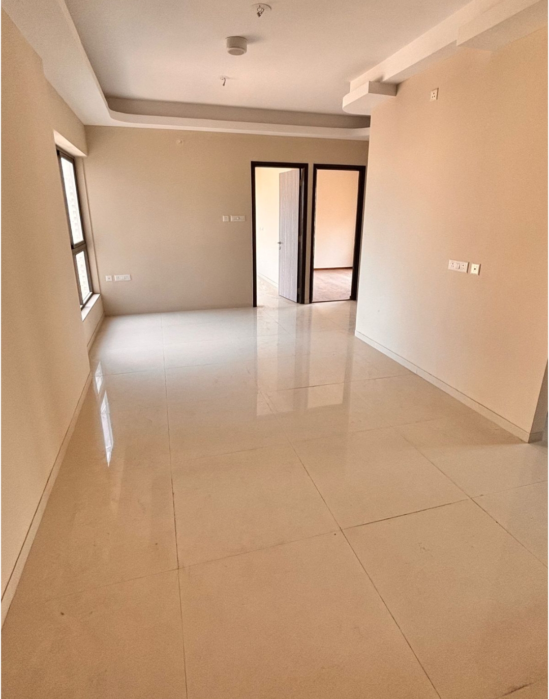 2 BHK Apartment For Sale in Siddha Seabrook