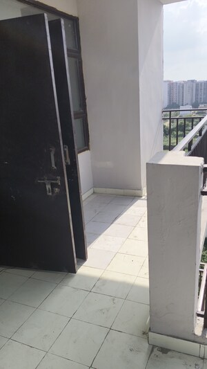 Furnished Amenities in 3 BHK Apartment at Amolik Sankalp, Sector 85 – for Sale