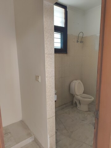 3 BHK Builder Floor For Rent in Doordarshan Apartment, Sector 45