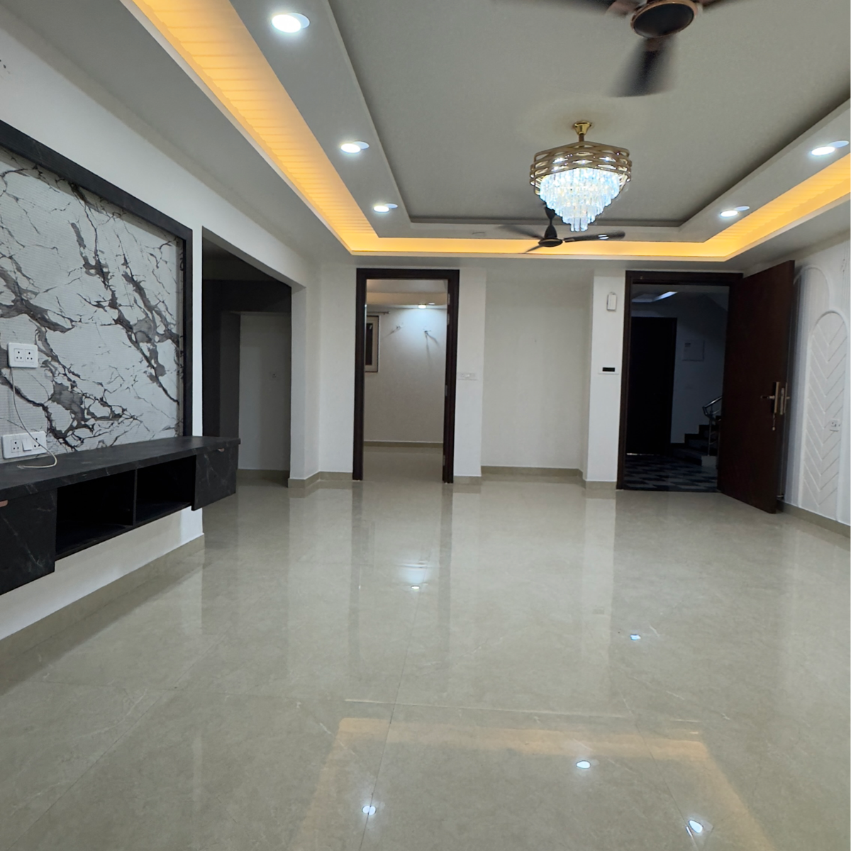 3 BHK + Pooja Room Builder Floor For Rent in Chattarpur