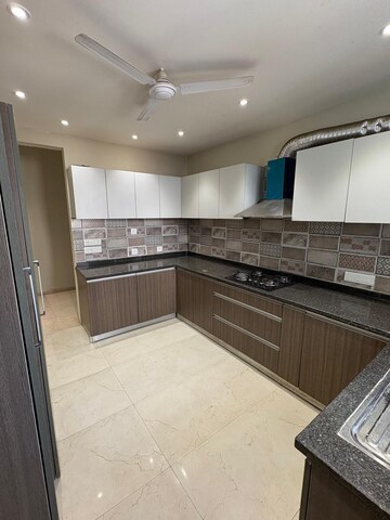 Kitchen in 4 BHK Builder Floor at Dlf Phase I – for Rent