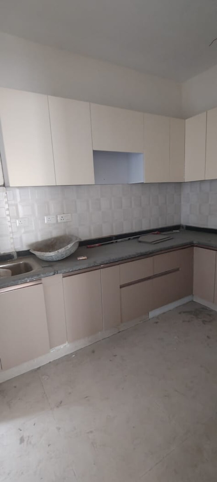 Kitchen, shri-radha-sky-gardens 3 Bedroom 1465 Sq.Ft. Apartment In Sector 16b Greater Noida Greater Noida 8971699