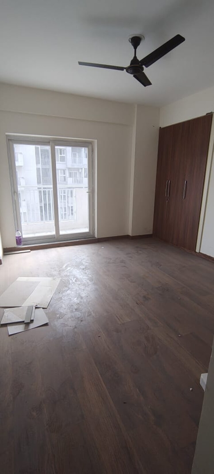 Room, shri-radha-sky-gardens 3 Bedroom 1465 Sq.Ft. Apartment In Sector 16b Greater Noida Greater Noida 8971699