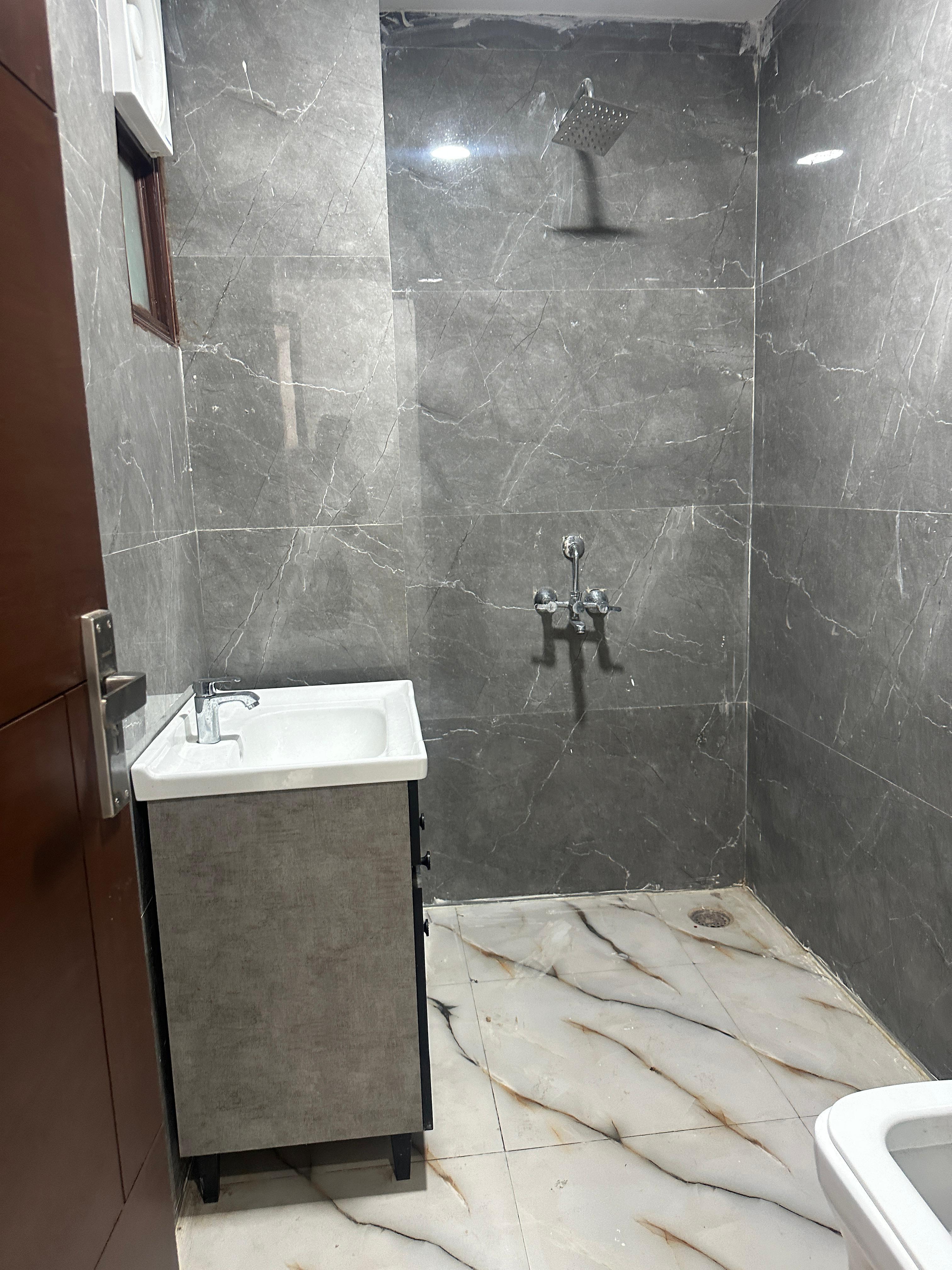 Bathroom, fidato-honour-homes 3 Bedroom 1450 Sq.Ft. Builder Floor In Sector 89 Faridabad 8971721