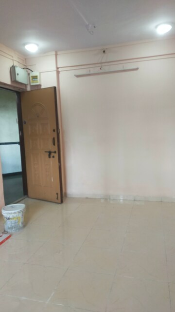 Room in 2 BHK Apartment at The Kamal Sagar CHS, Bhandup East – for Rent