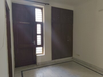 Room in 2 BHK Builder Floor at Doodheshwar Apartments, Gt Road – for Rent