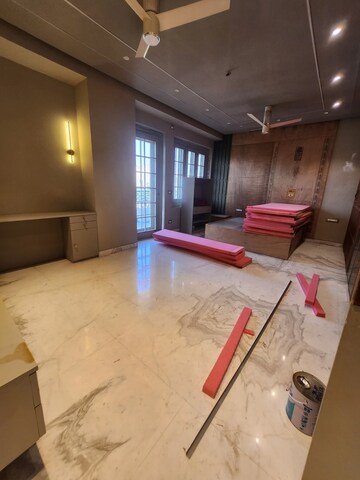 Bedroom in 5 BHK Apartment at Lodha Trump Tower, Worli – for Rent