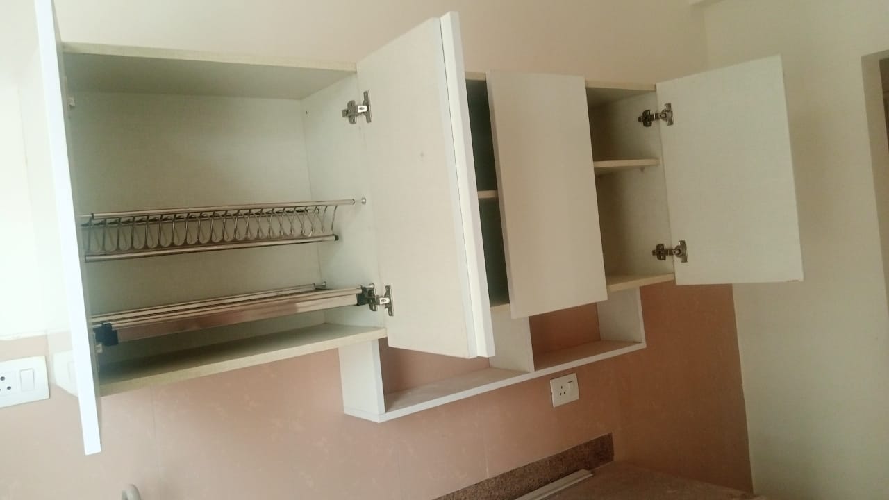 2.5 BHK + Study Room Apartment For Rent in Emaar Emerald Estate