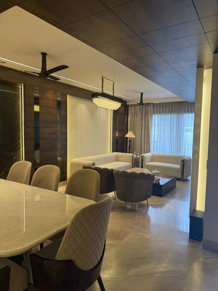 Team Area, dlf phase i 4 Bedroom 300 Sq.Yd. Builder Floor In Dlf Phase I Gurgaon 8968138