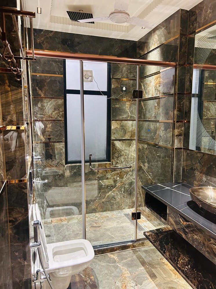 Balcony, dlf phase i 4 Bedroom 300 Sq.Yd. Builder Floor In Dlf Phase I Gurgaon 8968138