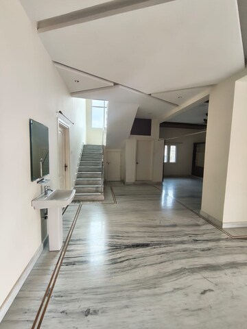 Building Lobby in 5 BHK Apartment at Banjara Hills – for Rent