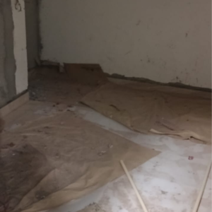 Room in 4 BHK Apartment at Vaishali Nagar – for Sale