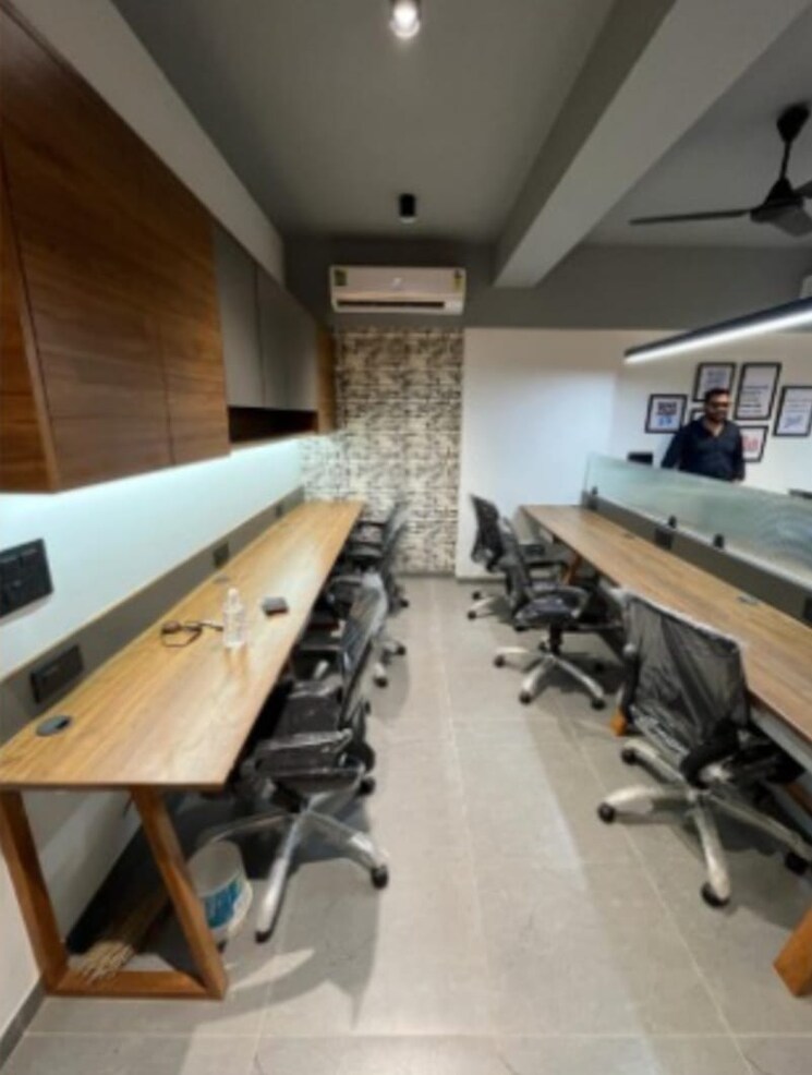 Team Area, gota Commercial Office Space 1087 Sq.Ft. In Gota Ahmedabad 8971989