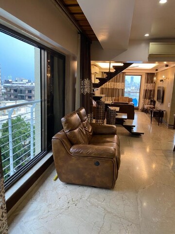 Living Room in 3 BHK Apartment at Bandra West – for Rent