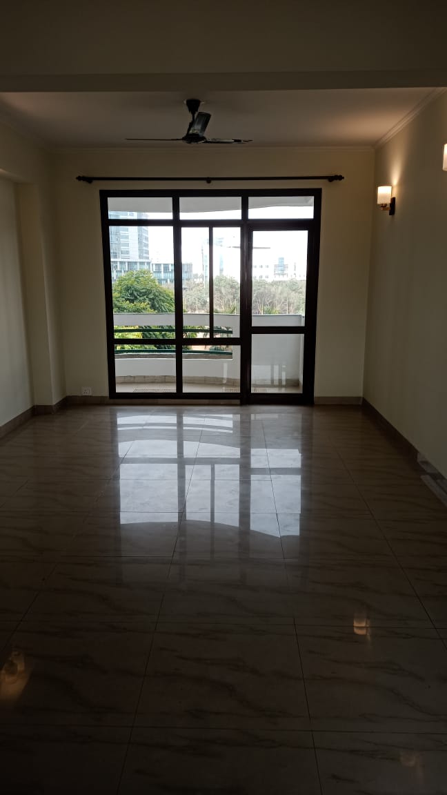 3.5 BHK + Servant Room 1665 Sq.Ft. Apartment in Vipul Greens